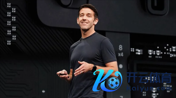 苹果筹商iPhone史上最大升级:首款折叠屏+20周年版都登场