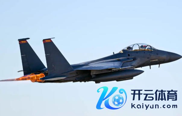 获救细节清楚：好意思飘动员发出不同寻常的信息，特朗普开端怀疑是陷坑