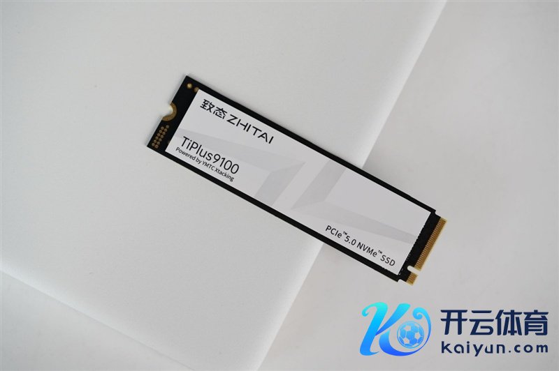 无缓PCIe5.0 SSD性能天花板！长江存储致态TiPlus9100 2TB评测：礼貌读取超12G/s，4K 失色旗舰